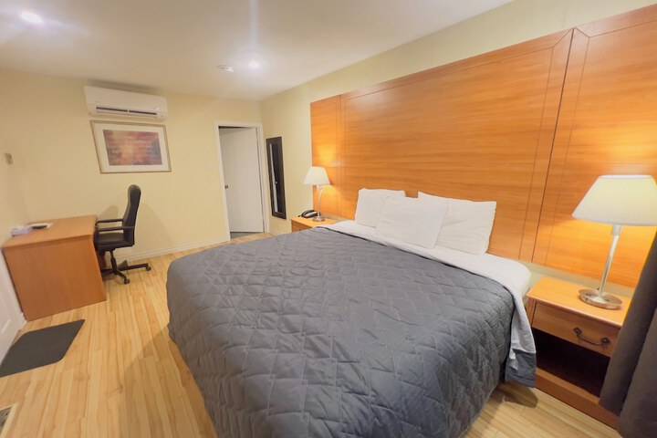 Room 22 of 42
