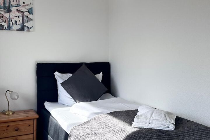 Room 16 of 56