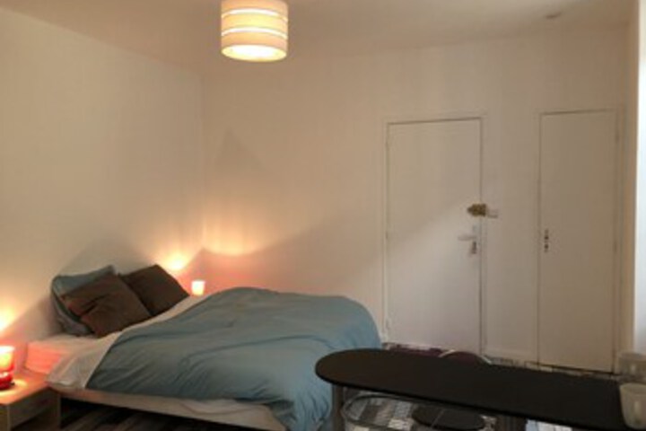 Room 11 of 15