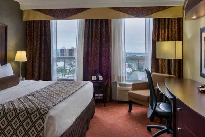 Suite Room
