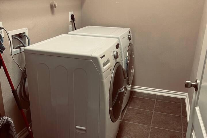 Laundry 15 of 29