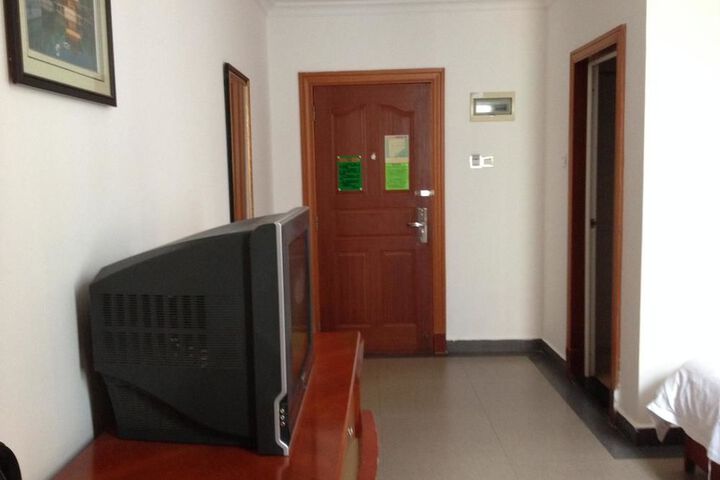 Room 6 of 41