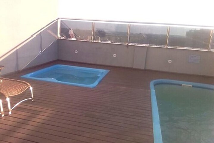 Pool 18 of 56