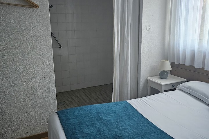 Room 7 of 47