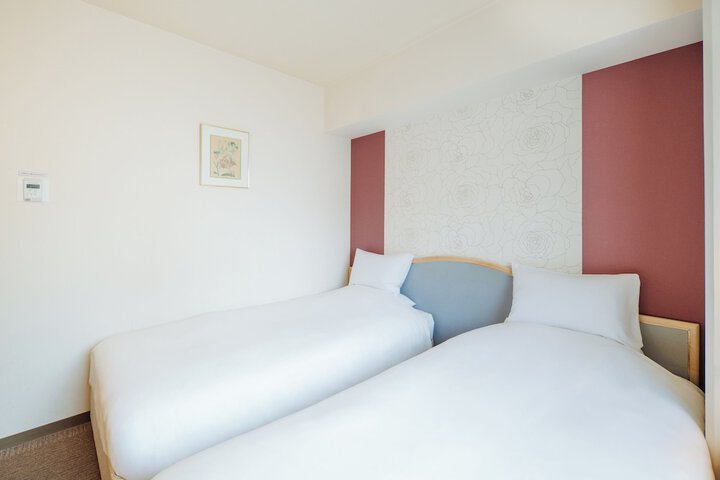 Room 17 of 50