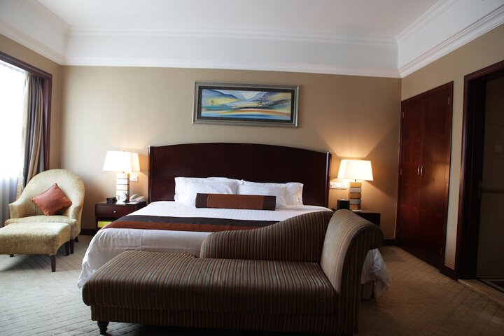 Room 29 of 144