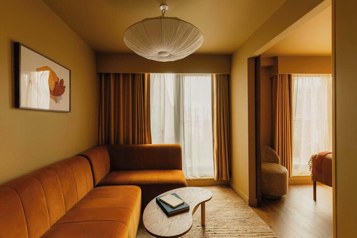 Room 80 of 128