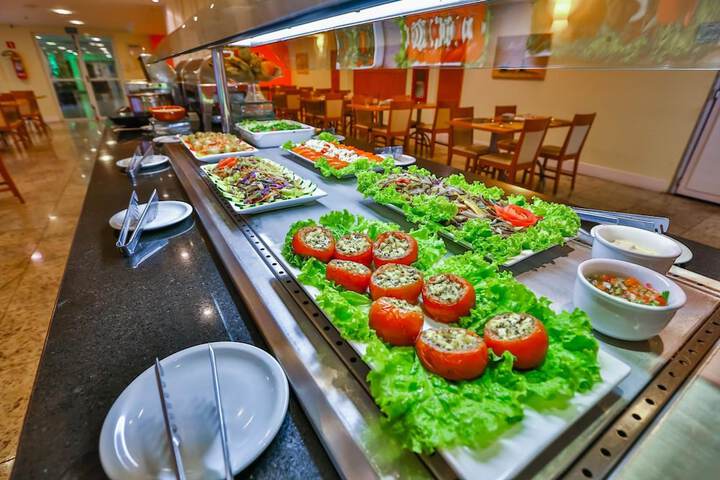 Dining 43 of 64