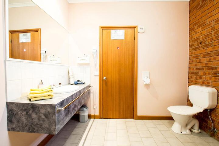 Room 58 of 64