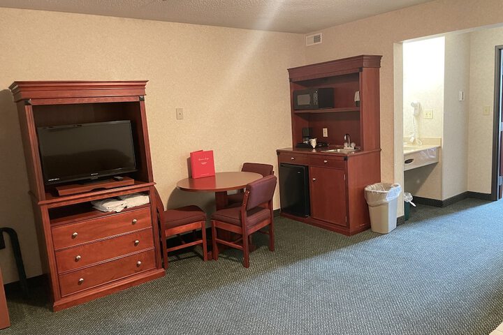Standard Double Room (5 of 11)