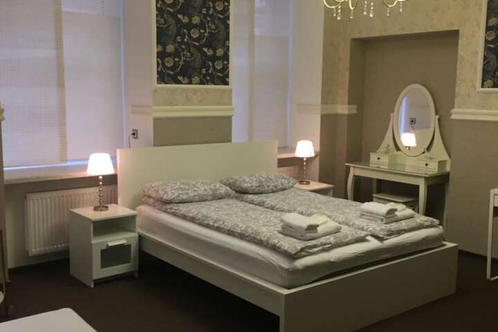 Room 10 of 58