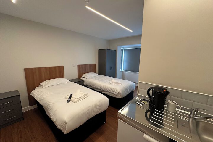 Room 2 of 23