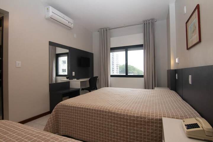 Room 7 of 40