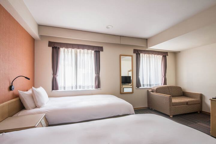 Room 17 of 55