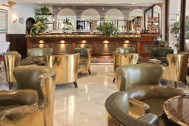 Hotel Lobby