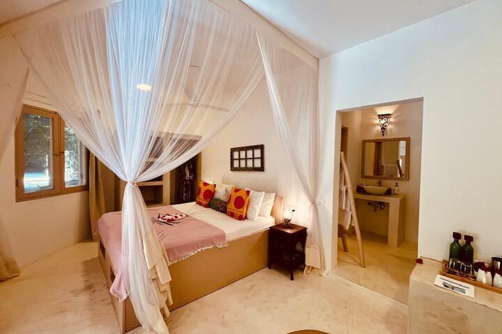 Room 27 of 164