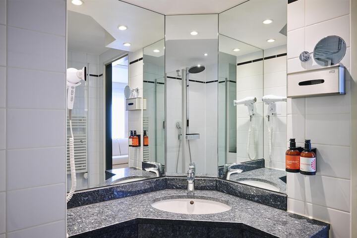 Bathroom Interior Photo