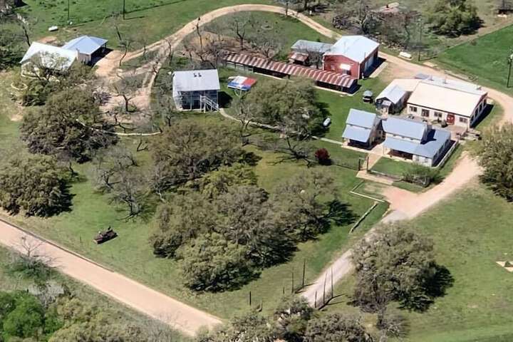 Property Grounds 53 of 68