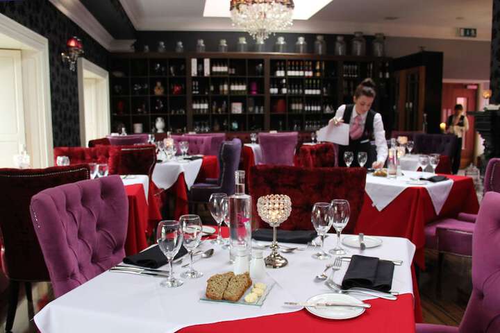 Dining 43 of 64