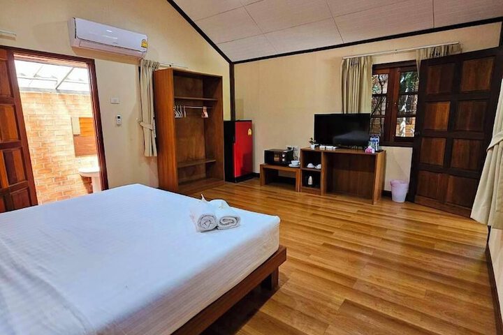 Room 26 of 68