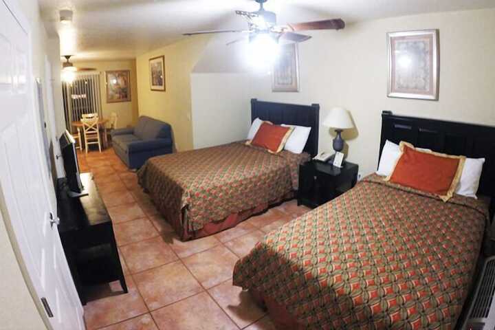 1 King Bed Lake View (1 of 7)