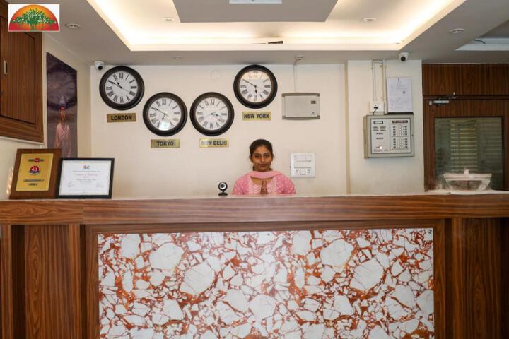 Amar Tree Express Hotel