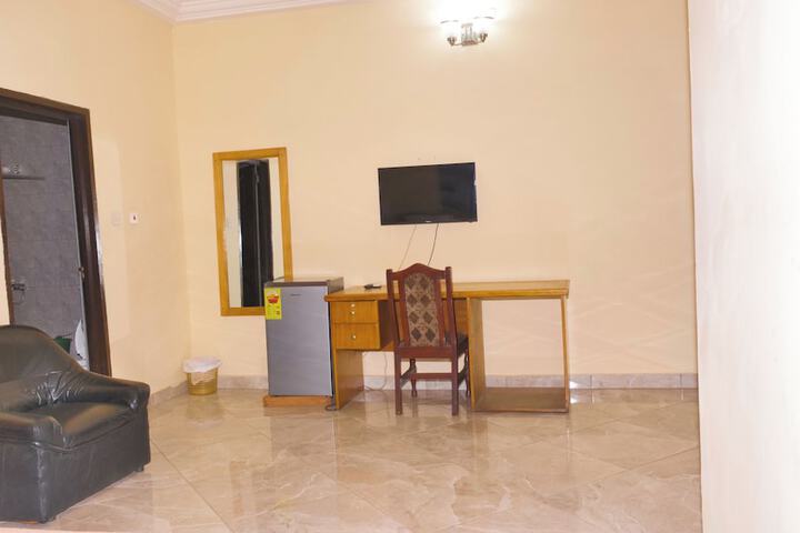 Room 19 of 27