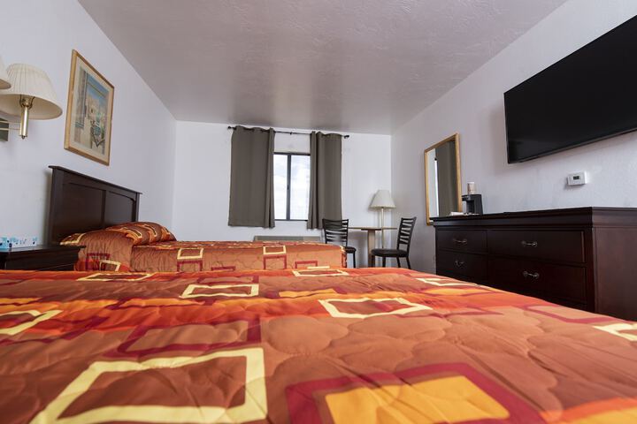 Room 9 of 154