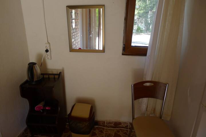 Room 141 of 263