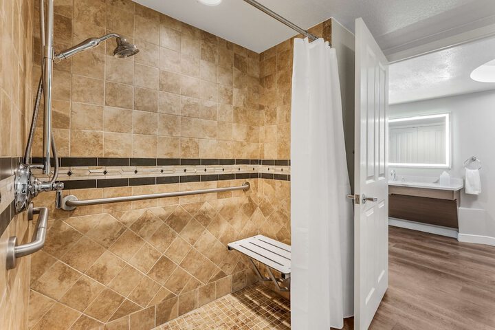 Bathroom shower