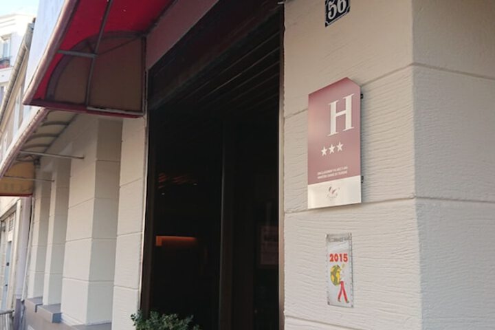 Hotel 27 of 31