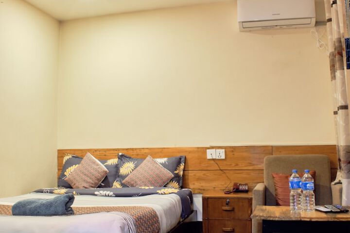 Room 20 of 122