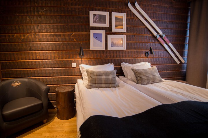 Mountain Lodge