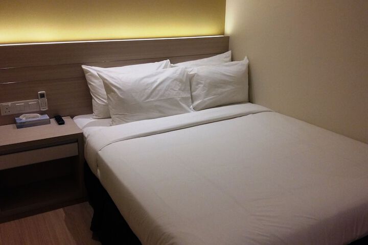 Room 2 of 12