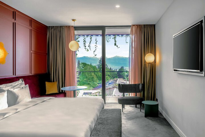 Room 49 of 280