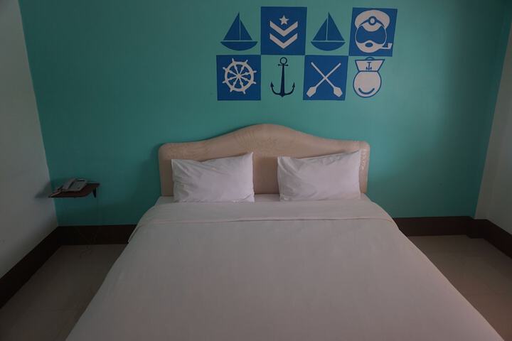 Room 11 of 54
