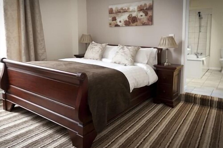 Room 3 of 29