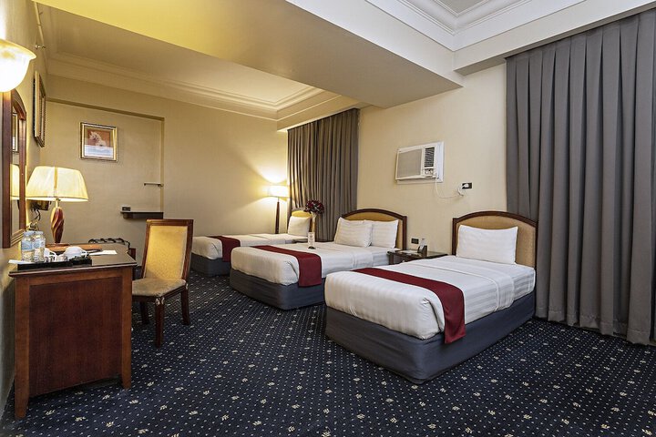 Room 2 of 36