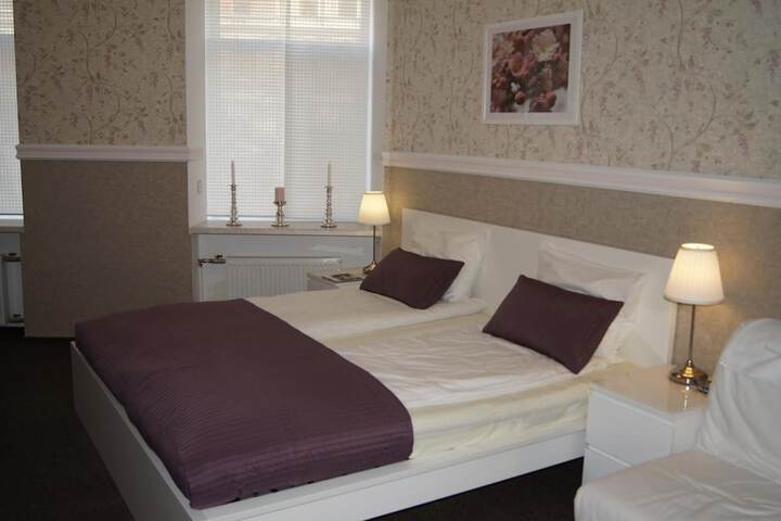Room 17 of 58