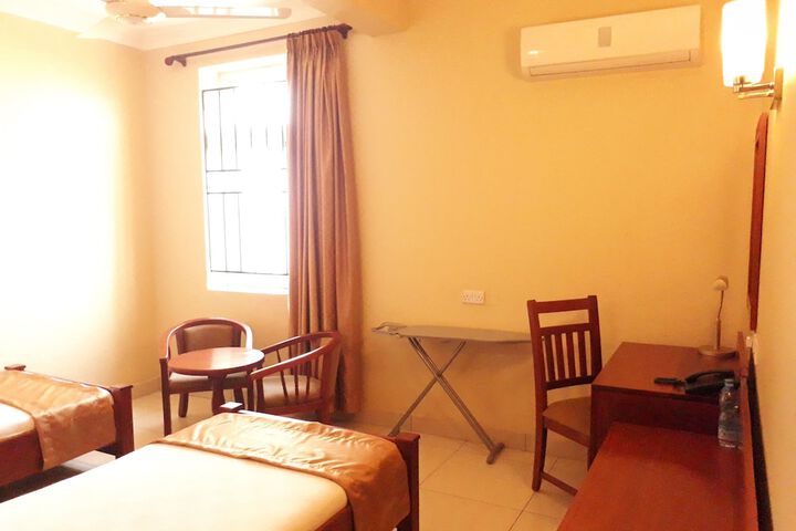 Room 35 of 87