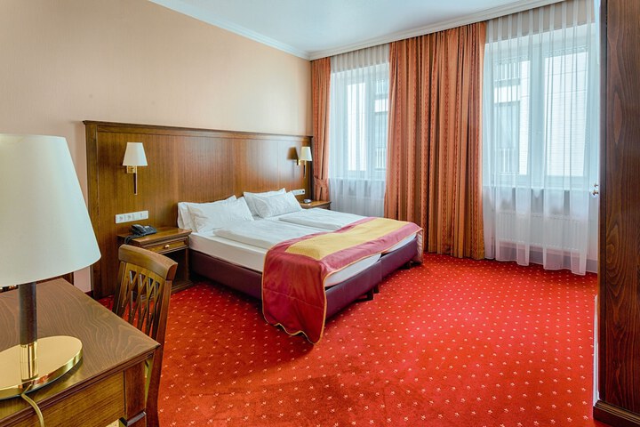 Room 30 of 57