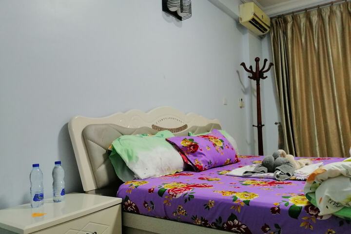 Room 4 of 26