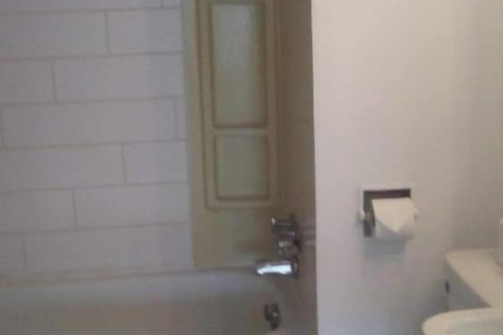 Room 35 of 46