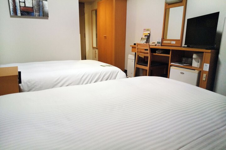 Room 7 of 22