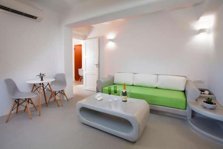 Room 57 of 230