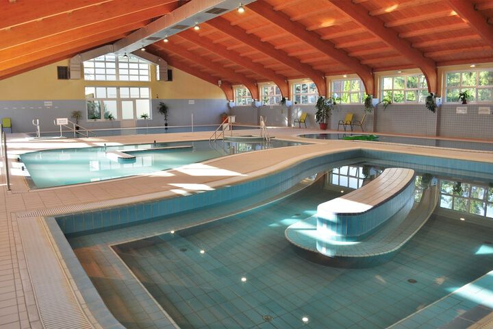 Pool 34 of 46