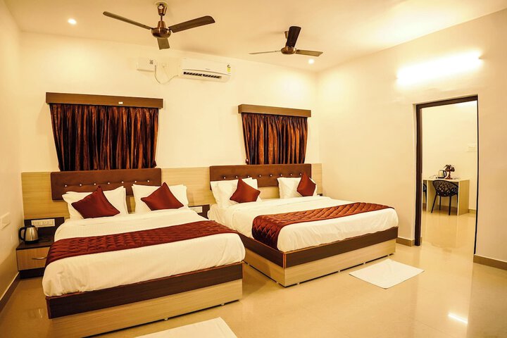 Room 27 of 138