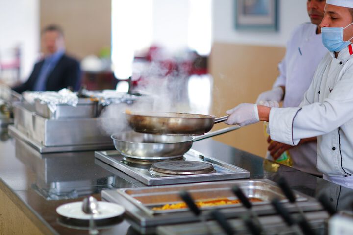 Dining 79 of 102