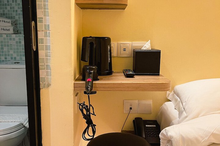 Room 14 of 34