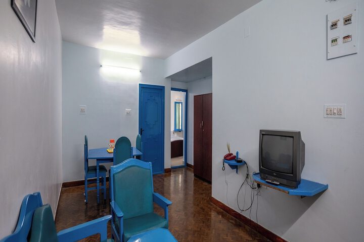 Room 33 of 53